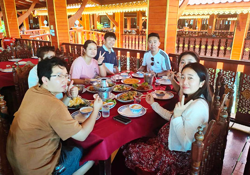 Chia Wee Keat at social gathering